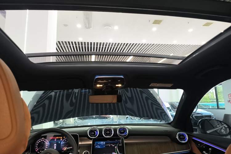Used Mercedes-Benz GLC 2025 GLC 300 L 4MATIC Dynamic Model 5 Seats Headliner