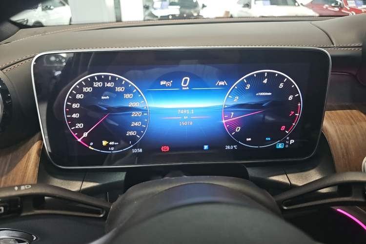 Used Mercedes-Benz GLC 2025 Refreshed GLC 300 L 4MATIC Dynamic Version 5 Seats Instrument Cluster