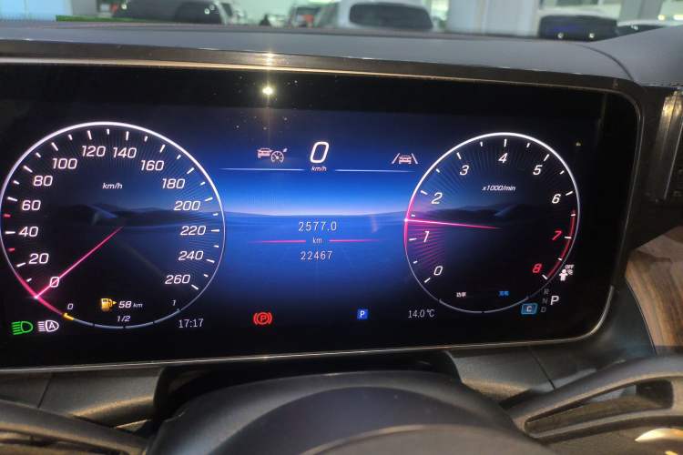 Used Mercedes-Benz GLC 2025 Refreshed GLC 300 L 4MATIC Dynamic Version 5 Seats Instrument Cluster