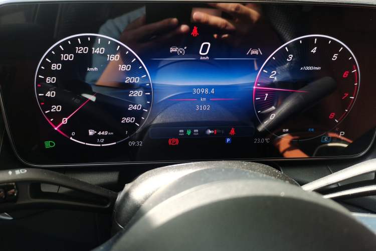 Used Mercedes-Benz GLC 2025 Facelift GLC 260 L 4MATIC Luxury Edition Instrument Cluster