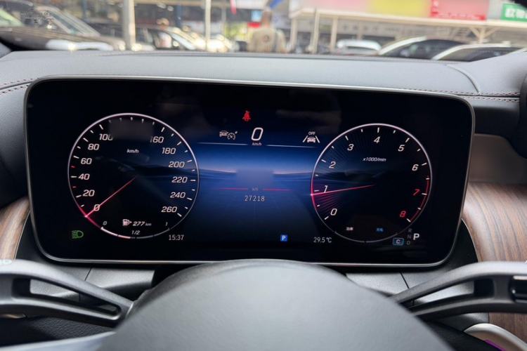 Used Mercedes-Benz GLC 2025 Refreshed GLC 300 L 4MATIC Dynamic Version 5 Seats Instrument Cluster