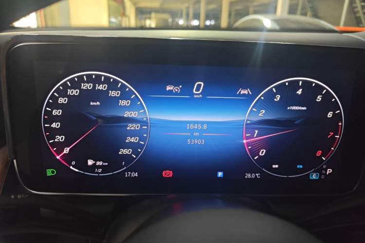 Used Mercedes-Benz GLC 2025 Refreshed GLC 300 L 4MATIC Dynamic Version 5 Seats Instrument Cluster
