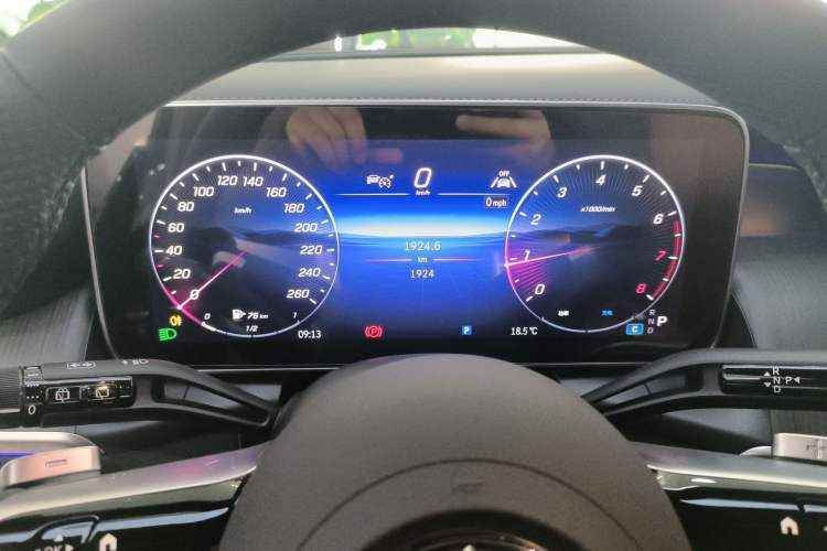 Used Mercedes-Benz GLC 2025 Facelift GLC 260 L 4MATIC Luxury Edition Instrument Cluster
