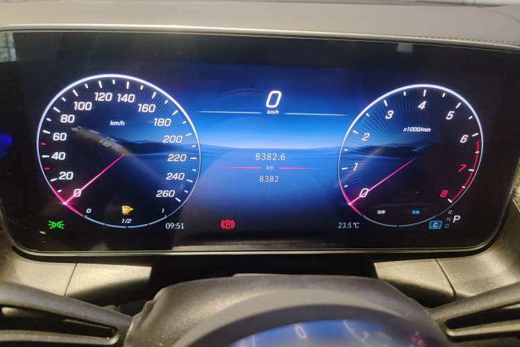 Used Mercedes-Benz GLC 2025 Refresh GLC 260 L 4MATIC Dynamic Edition Instrument Cluster
