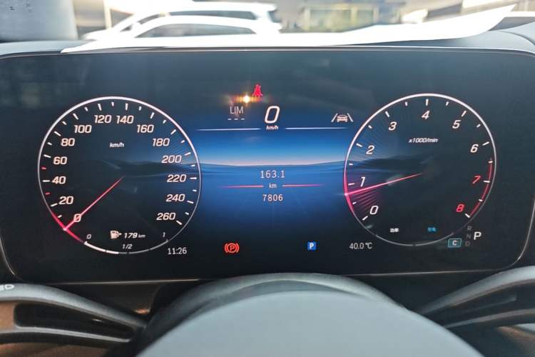 Used Mercedes-Benz GLC 2025 Refreshed GLC 300 L 4MATIC Dynamic Version 5 Seats Instrument Cluster