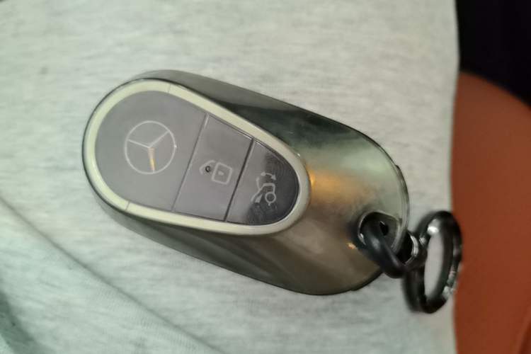 Used Mercedes-Benz GLC 2025 GLC 300 L 4MATIC Dynamic Model 5 Seats Interior 1