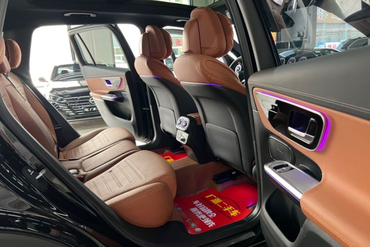 Used Mercedes-Benz GLC 2025 GLC 260 L 4MATIC Dynamic Edition Interior 11