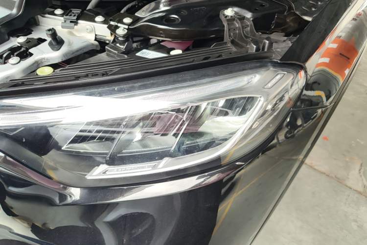 Used Mercedes-Benz GLC 2025 Refreshed GLC 300 L 4MATIC Dynamic Version 5 Seats Left Front Headlight