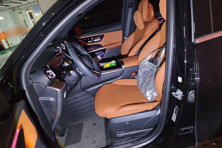 Used Mercedes-Benz GLC 2025 GLC 300 L 4MATIC Dynamic Edition 7-seater Left Front Seat