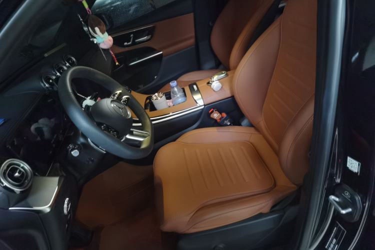Used Mercedes-Benz GLC 2025 Facelift GLC 260 L 4MATIC Luxury Edition Left Front Seat