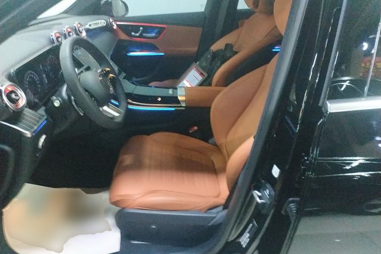 Used Mercedes-Benz GLC 2025 GLC 300 L 4MATIC Dynamic Model 5 Seats Left Front Seat