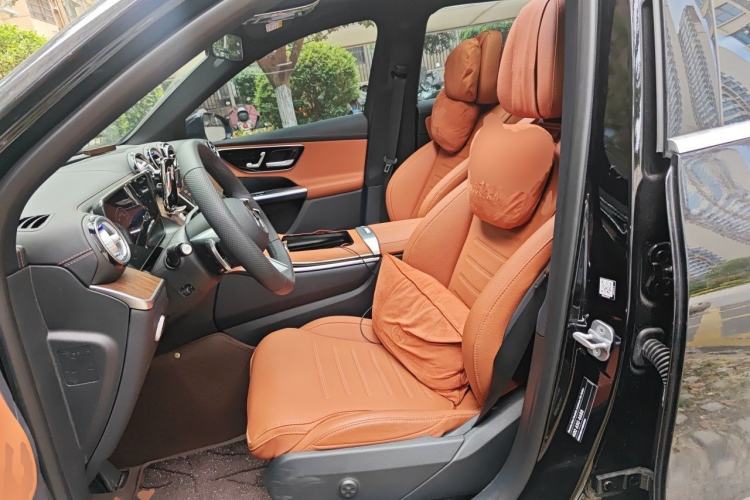 Used Mercedes-Benz GLC 2025 Refreshed GLC 300 L 4MATIC Dynamic Version 5 Seats Left Front Seat
