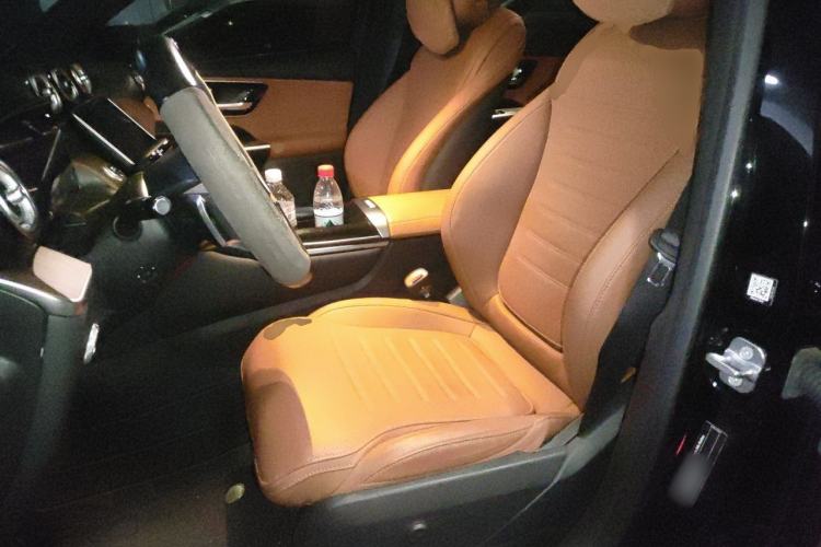 Used Mercedes-Benz GLC 2025 GLC 300 L 4MATIC Dynamic Model 5 Seats Left Front Seat