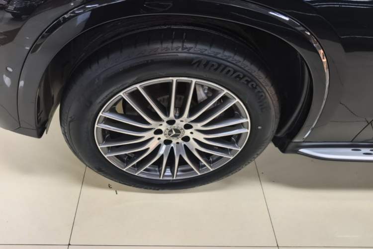 Used Mercedes-Benz GLC 2025 Refreshed GLC 300 L 4MATIC Dynamic Version 5 Seats Left Front Wheel Hub