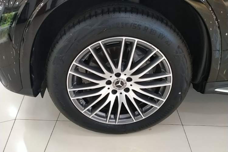 Used Mercedes-Benz GLC 2025 Refreshed GLC 300 L 4MATIC Dynamic Version 5 Seats Left Front Wheel Hub