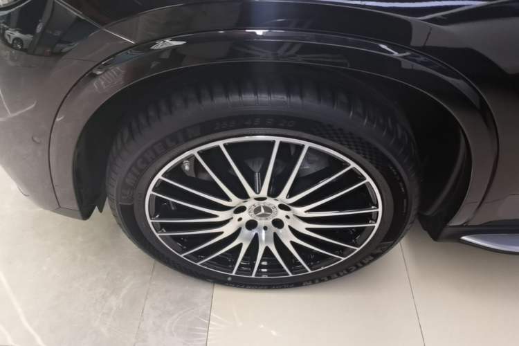 Used Mercedes-Benz GLC 2025 GLC 300 L 4MATIC Luxury Model 5 Seats Left Front Wheel Hub