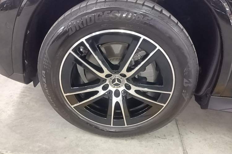 Used Mercedes-Benz GLC 2025 GLC 260 L 4MATIC Luxury Model Left Front Wheel Hub