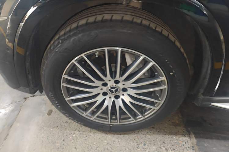 Used Mercedes-Benz GLC 2025 Refreshed GLC 300 L 4MATIC Dynamic Version 5 Seats Left Front Wheel Hub