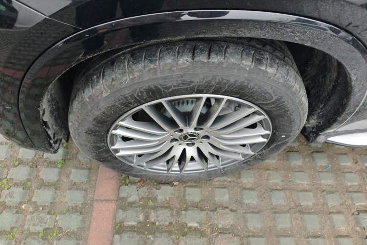 Used Mercedes-Benz GLC 2025 Refreshed GLC 300 L 4MATIC Dynamic Version 5 Seats Left Front Wheel Hub