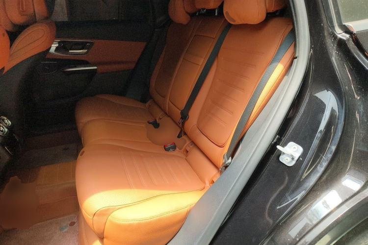 Used Mercedes-Benz GLC 2025 Refreshed GLC 300 L 4MATIC Dynamic Version 5 Seats Left Rear Seat
