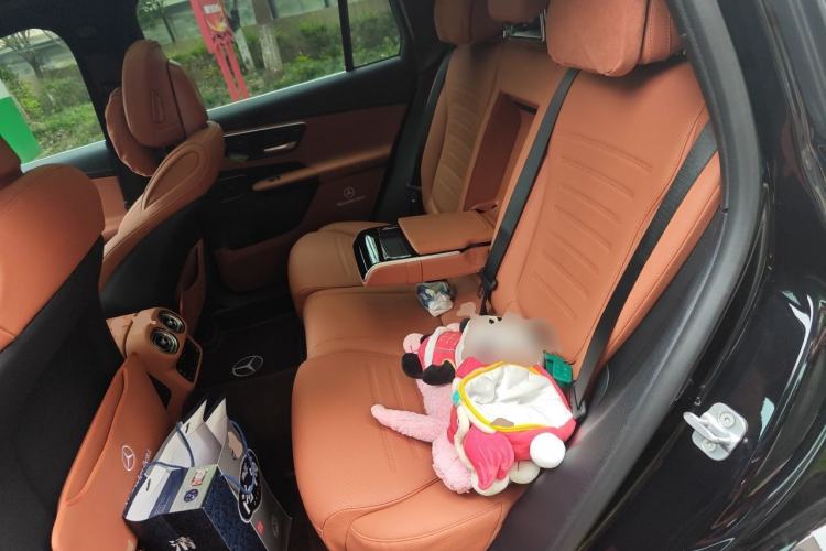 Used Mercedes-Benz GLC 2025 GLC 260 L 4MATIC Luxury Model Left Rear Seat