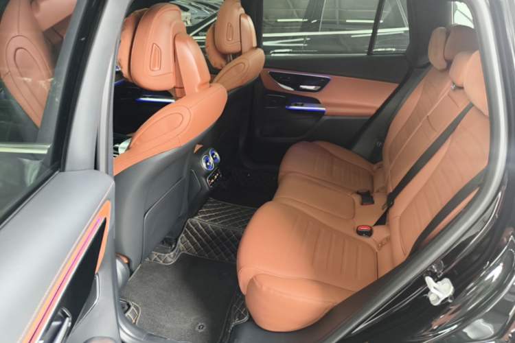 Used Mercedes-Benz GLC 2025 GLC 300 L 4MATIC Dynamic Model 5 Seats Left Rear Seat