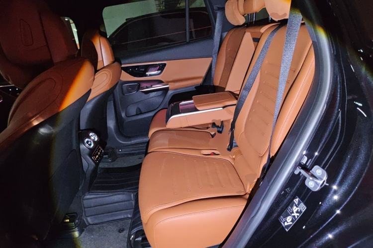Used Mercedes-Benz GLC 2025 GLC 300 L 4MATIC Dynamic Edition 7-seater Left Rear Seat