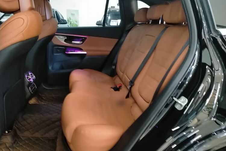 Used Mercedes-Benz GLC 2025 Refreshed GLC 300 L 4MATIC Dynamic Version 5 Seats Left Rear Seat