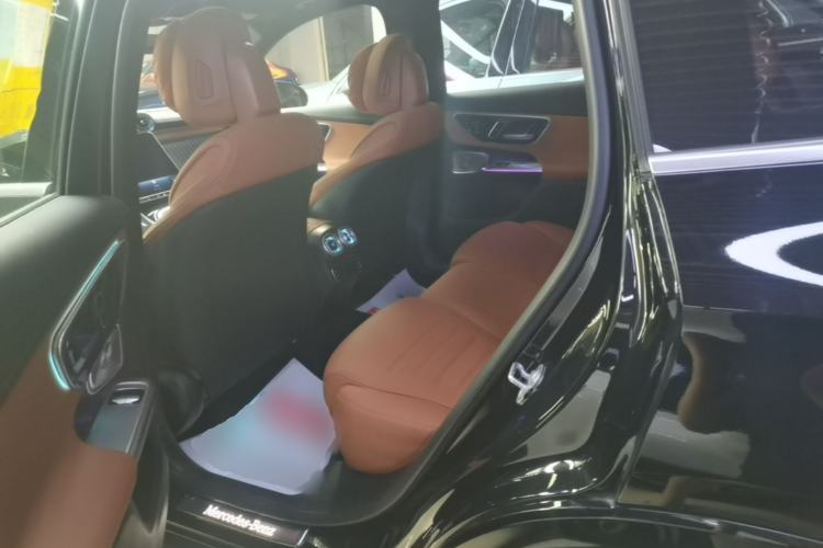 Used Mercedes-Benz GLC 2025 GLC 300 L 4MATIC Luxury Model 5 Seats Left Rear Seat