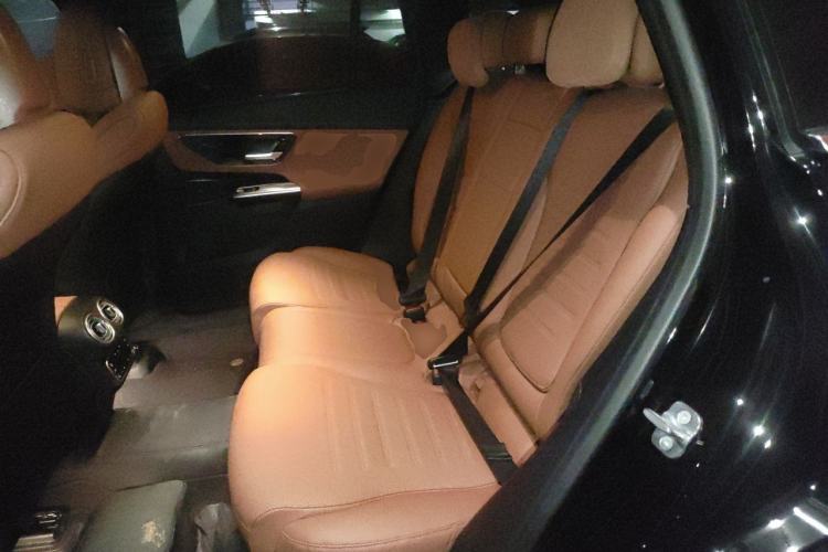 Used Mercedes-Benz GLC 2025 GLC 300 L 4MATIC Dynamic Model 5 Seats Left Rear Seat