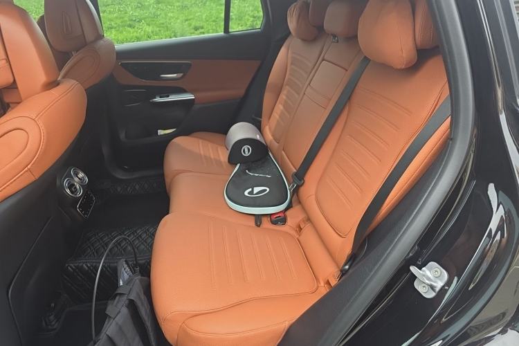 Used Mercedes-Benz GLC 2025 Refreshed GLC 300 L 4MATIC Dynamic Version 5 Seats Left Rear Seat