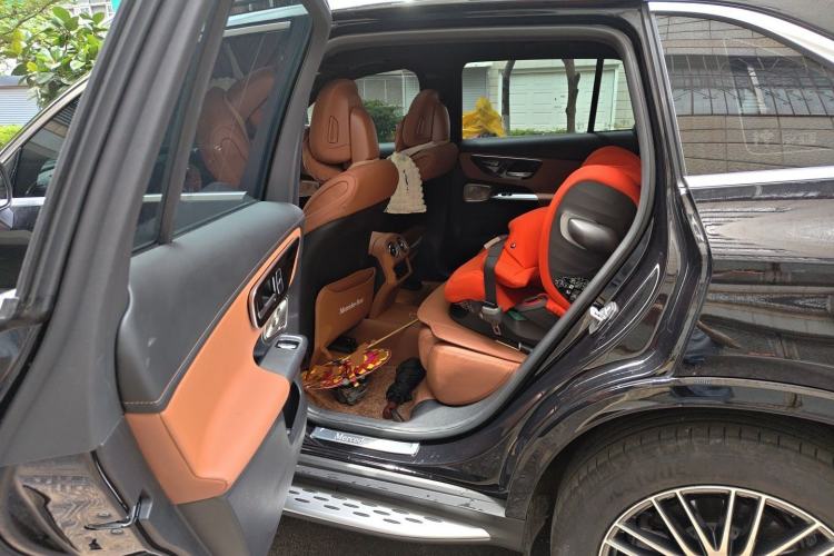 Used Mercedes-Benz GLC 2025 GLC 300 L 4MATIC Dynamic Model 5 Seats Left Rear Seat