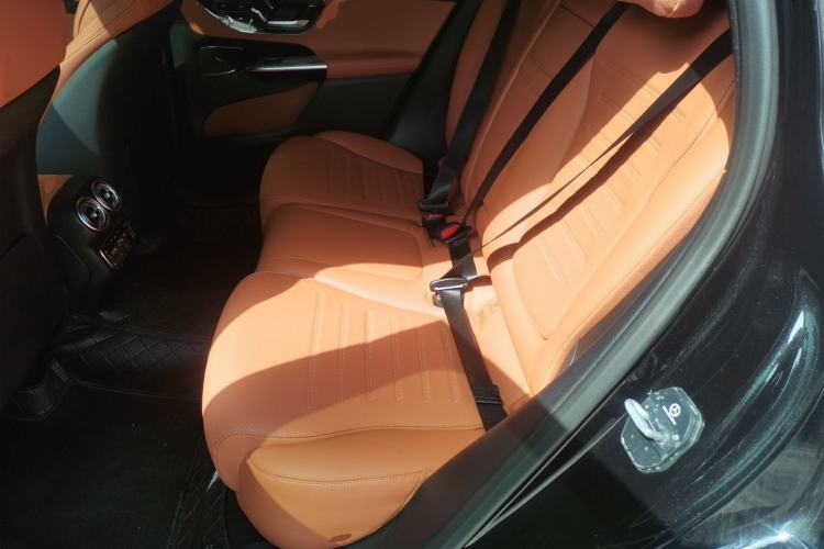 Used Mercedes-Benz GLC 2025 Facelift GLC 260 L 4MATIC Luxury Edition Left Rear Seat