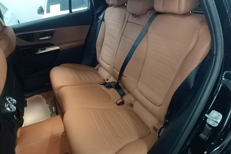Used Mercedes-Benz GLC 2025 GLC 260 L 4MATIC Luxury Model Left Rear Seat