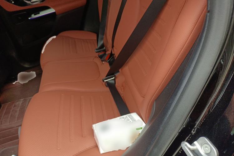 Used Mercedes-Benz GLC 2025 Refreshed GLC 300 L 4MATIC Dynamic Version 5 Seats Left Rear Seat