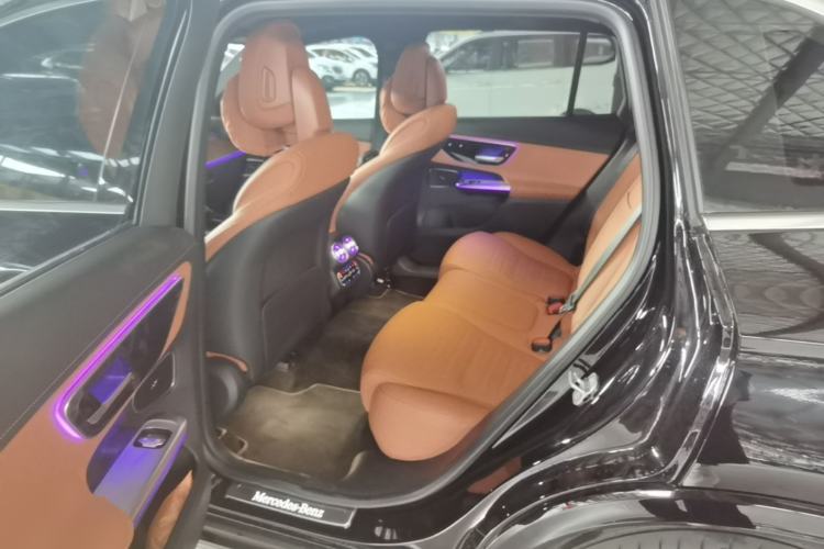 Used Mercedes-Benz GLC 2025 Refreshed GLC 300 L 4MATIC Dynamic Version 5 Seats Left Rear Seat