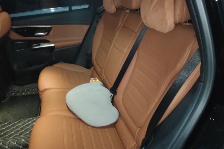 Used Mercedes-Benz GLC 2025 Refreshed GLC 300 L 4MATIC Dynamic Version 5 Seats Left Rear Seat