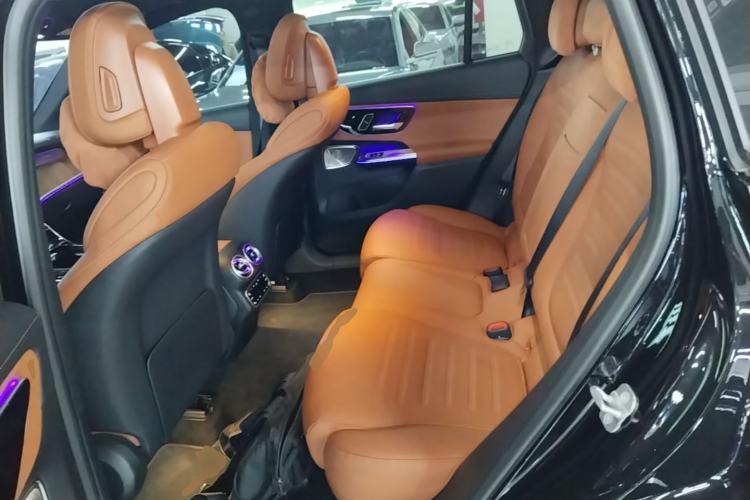 Used Mercedes-Benz GLC 2025 Refreshed GLC 300 L 4MATIC Dynamic Version 5 Seats Left Rear Seat