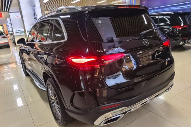 Used Mercedes-Benz GLC 2025 Refreshed GLC 300 L 4MATIC Dynamic Version 5 Seats Rear Left 45 Deg