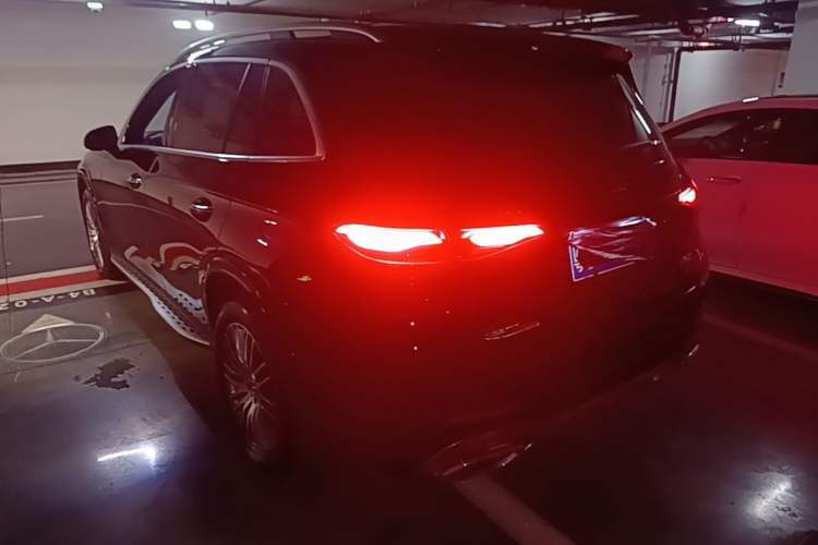 Used Mercedes-Benz GLC 2025 Refreshed GLC 300 L 4MATIC Dynamic Version 5 Seats Rear Left 45 Deg