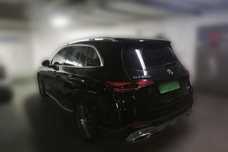 Used Mercedes-Benz GLC 2025 GLC 300 L 4MATIC Dynamic Model 5 Seats Rear Left 45 Deg