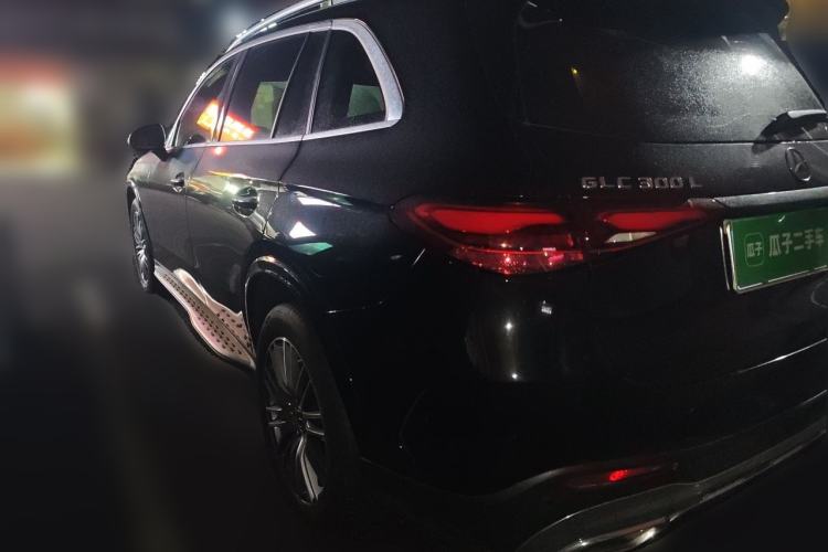 Used Mercedes-Benz GLC 2025 GLC 300 L 4MATIC Dynamic Model 5 Seats Rear Left 45 Deg