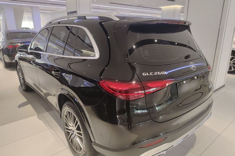 Used Mercedes-Benz GLC 2025 Refresh GLC 260 L 4MATIC Dynamic Edition Rear Left 45 Deg