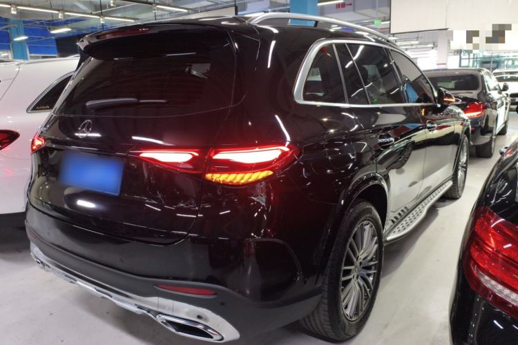 Used Mercedes-Benz GLC 2025 GLC 300 L 4MATIC Dynamic Model 5 Seats Rear Right 45 Deg