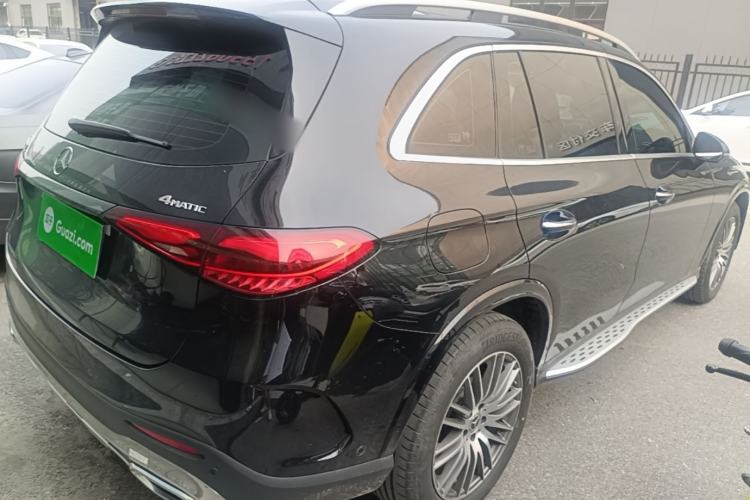 Used Mercedes-Benz GLC 2025 GLC 300 L 4MATIC Dynamic Model 5 Seats Rear Right 45 Deg