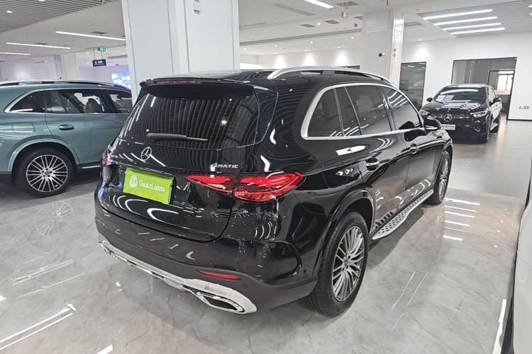 Used Mercedes-Benz GLC 2025 Refreshed GLC 300 L 4MATIC Dynamic Version 5 Seats Rear Right 45 Deg