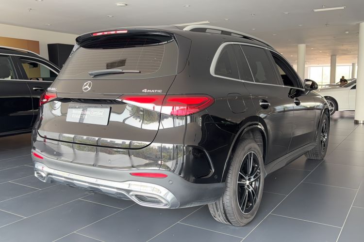 Used Mercedes-Benz GLC 2025 GLC 260 L 4MATIC Luxury Model Rear Right 45 Deg