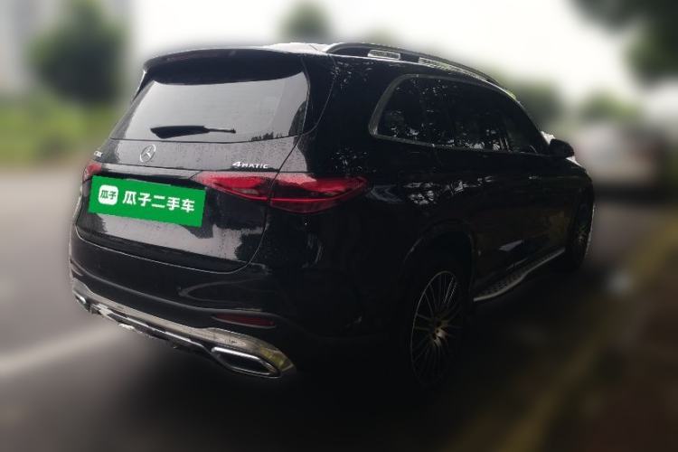 Used Mercedes-Benz GLC 2025 GLC 300 L 4MATIC Luxury Model 5 Seats Rear Right 45 Deg