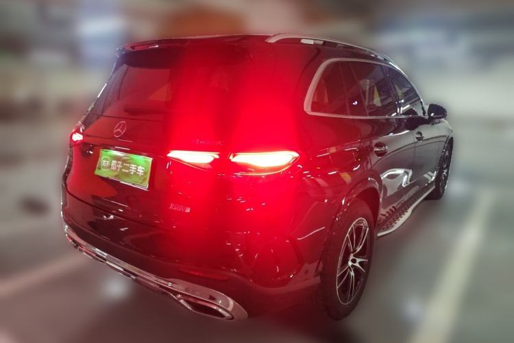 Used Mercedes-Benz GLC 2025 GLC 260 L 4MATIC Luxury Model Rear Right 45 Deg