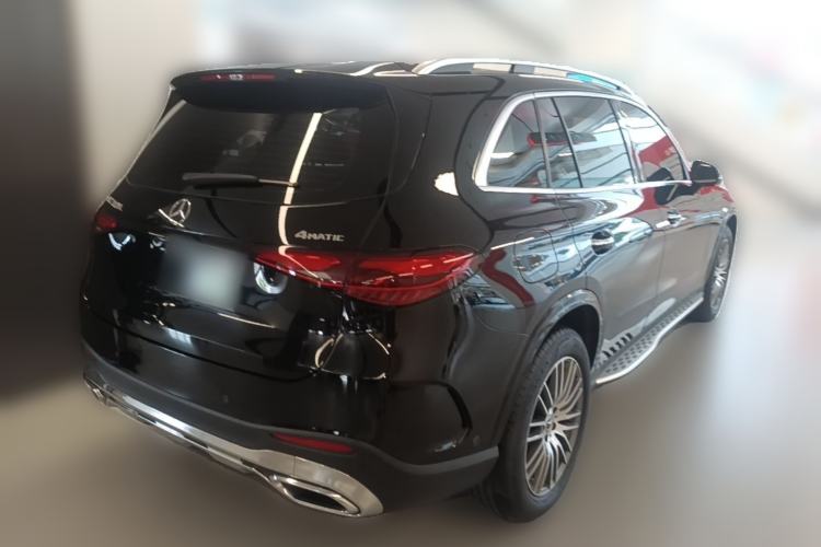 Used Mercedes-Benz GLC 2025 GLC 300 L 4MATIC Dynamic Model 5 Seats Rear Right 45 Deg